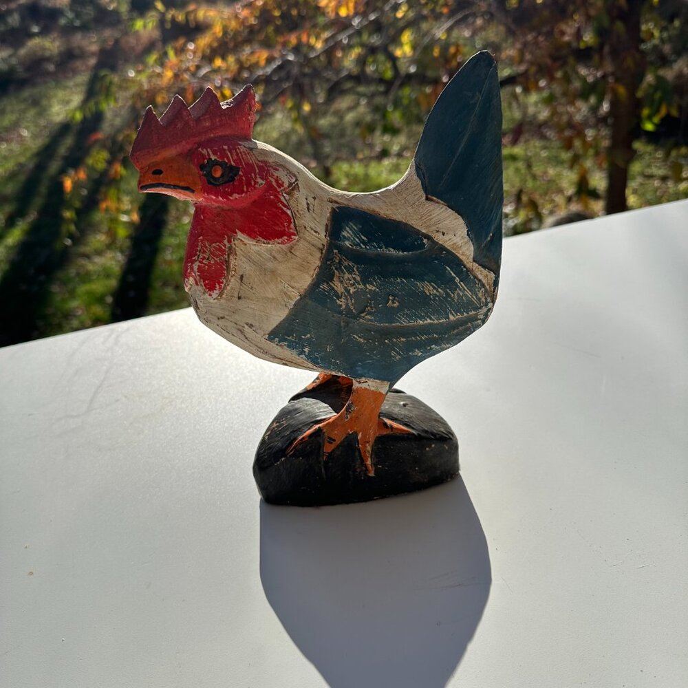 #768 VINTAGE WOOD CARVED ROOSTER Primitive Folk Art
